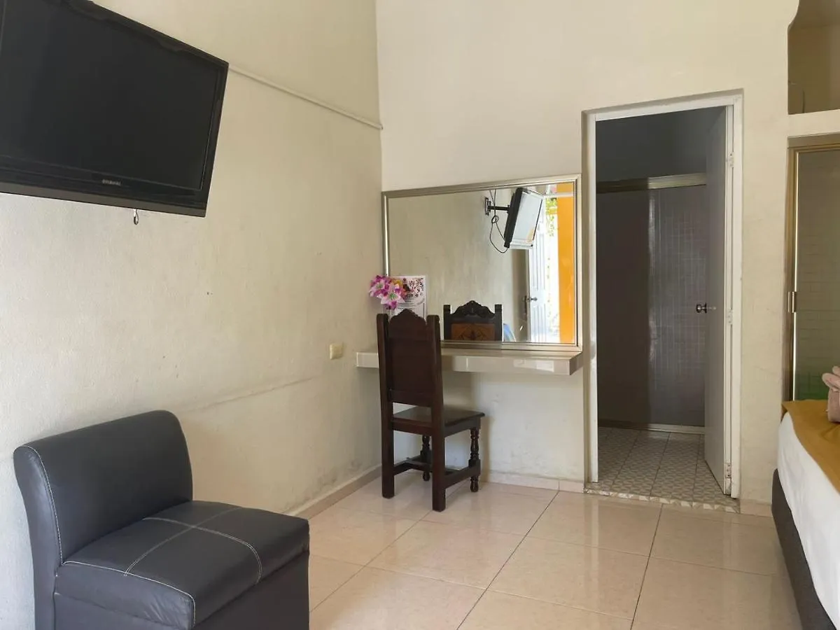 Hotel Mt Tulum 3*,